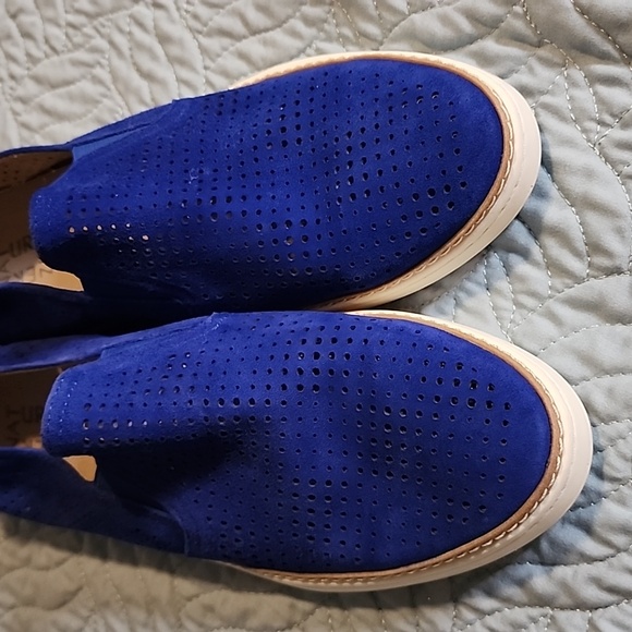 Naturalizer Size 10M Womens Suede Blue Slip On Shoes - Picture 2 of 16